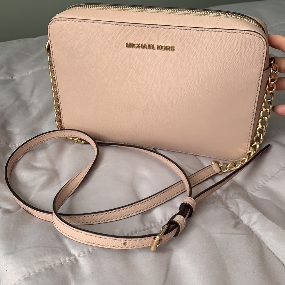 Michael Kors Jet Set Crossbody - Picture 12 of 12